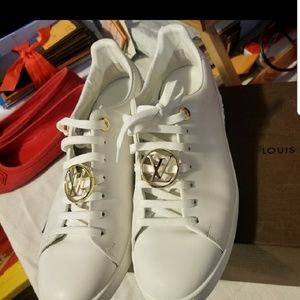 Louis Vuitton Women FrontRow Sneakers size 41